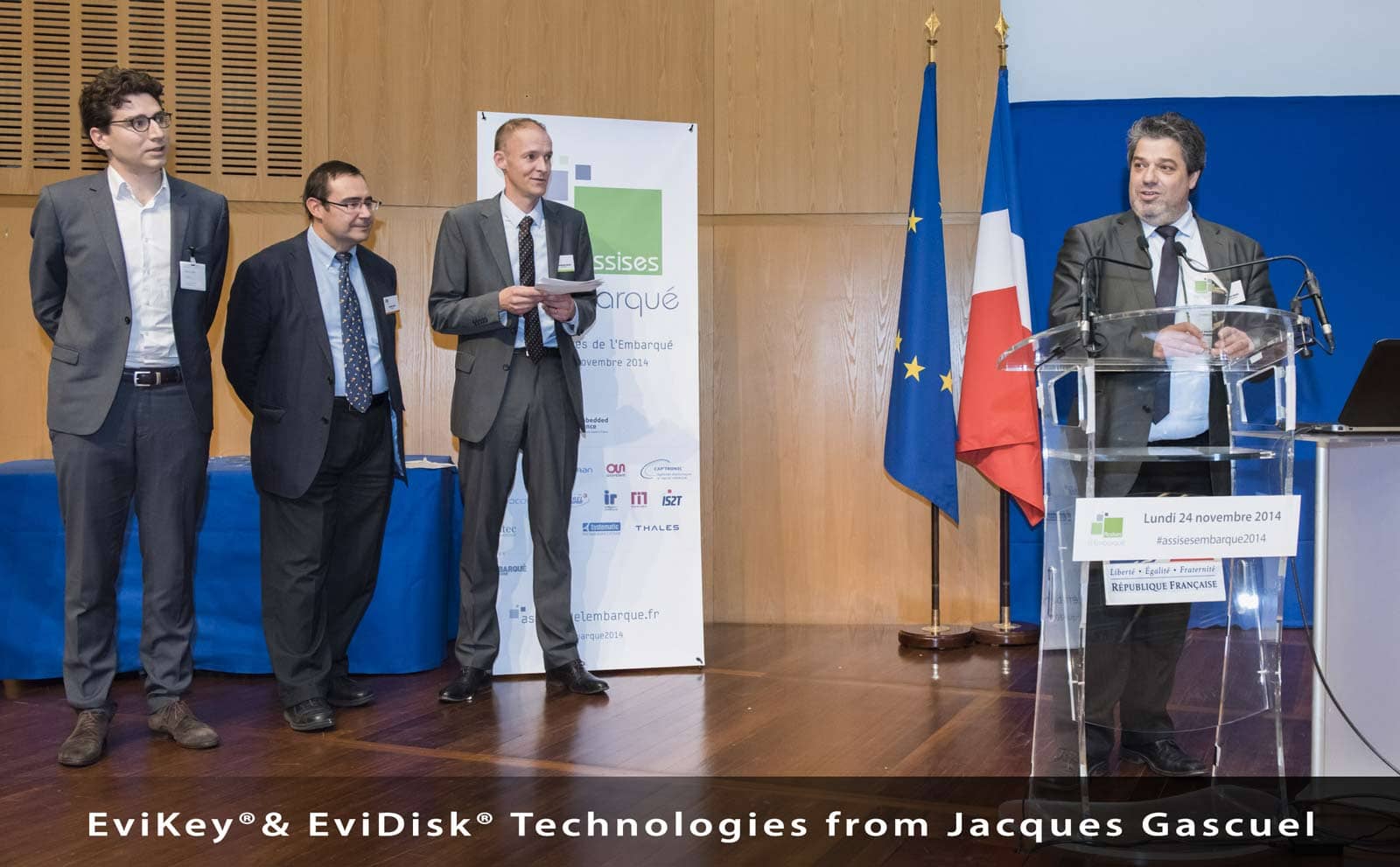 NFC hardened USB stick EviKey & NFC hardened EviDisk unlockable contactless via nfc phone Award 2014 embedded system Bercy Paris from Jacques Gascuel by Freemindtronic Andorra